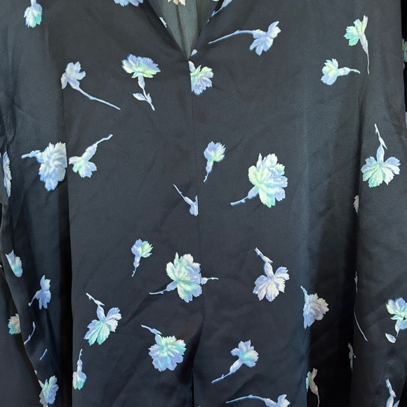 Vince Navy Blue Silk Blouse - Picture 4 of 4